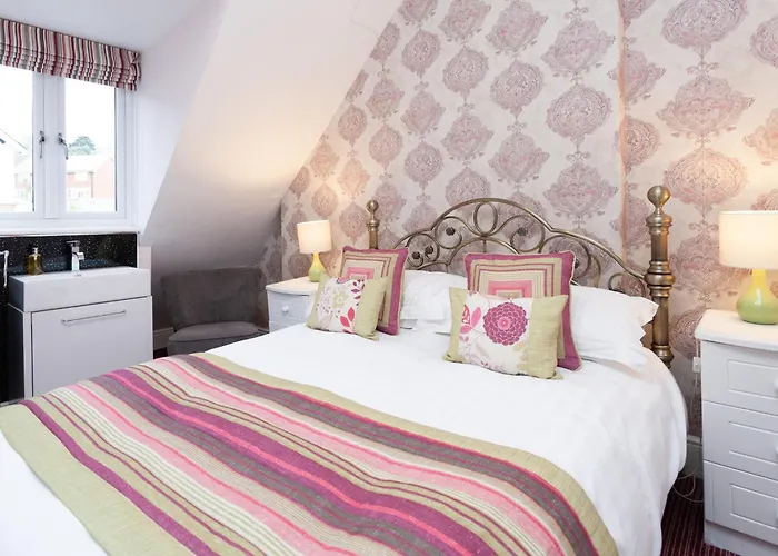The Ravenswood B&B