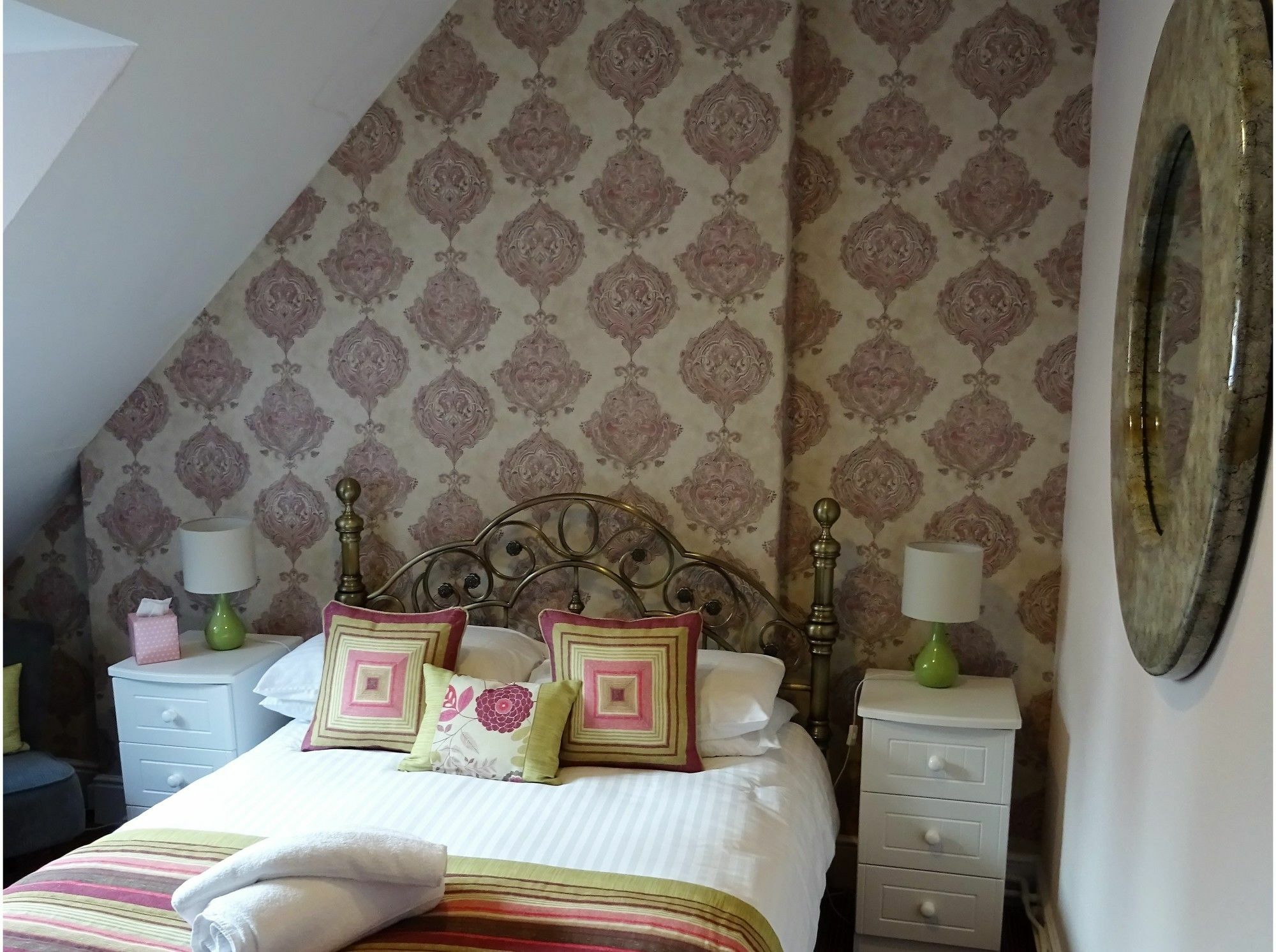 The Ravenswood Bed and breakfast 4*