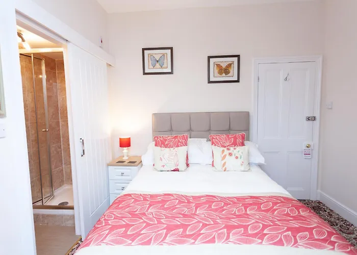The Ravenswood B&B